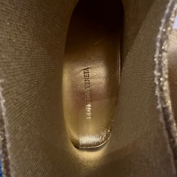 Brand New Bottega Veneta Puddle Ankle Boots. AVAILABLE TILL 06/01 - Picture 7 of 10